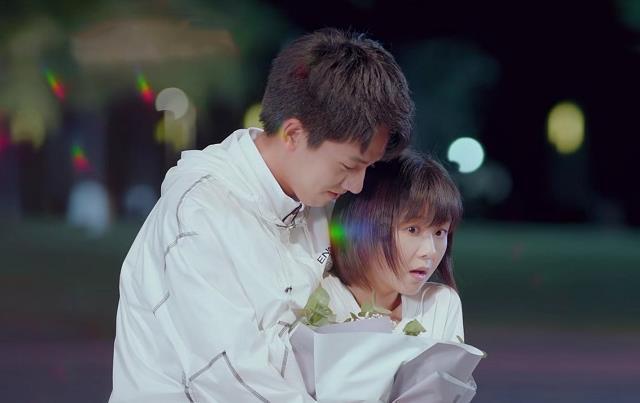 “每个竖屏都仿佛是一扇窗”,《烟火人间》导演来宁畅谈创作初衷